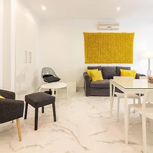 arriola-freshapartments-by-bossh-apartments.hotelsinnerja.org/